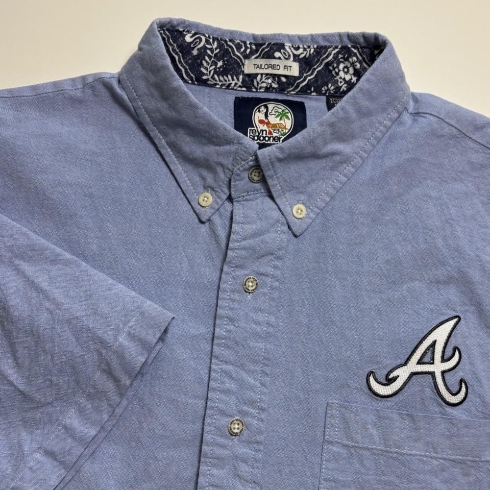 Reyn Spooner Atlanta Braves MLB Tailored Fit Men's M Oxford Short‎ Sleeve Shirt